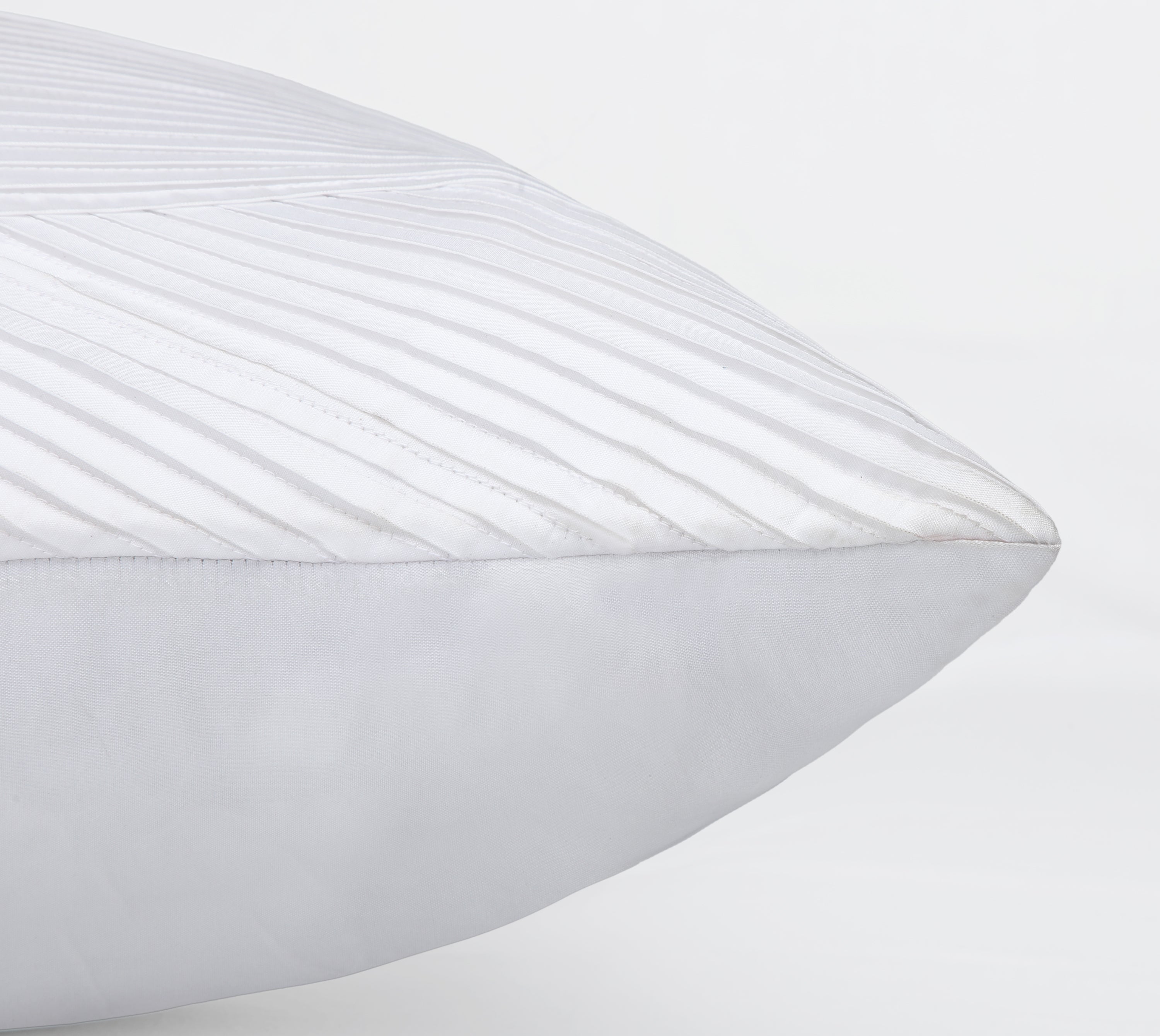MELANGE White Pleated Cushion Cover