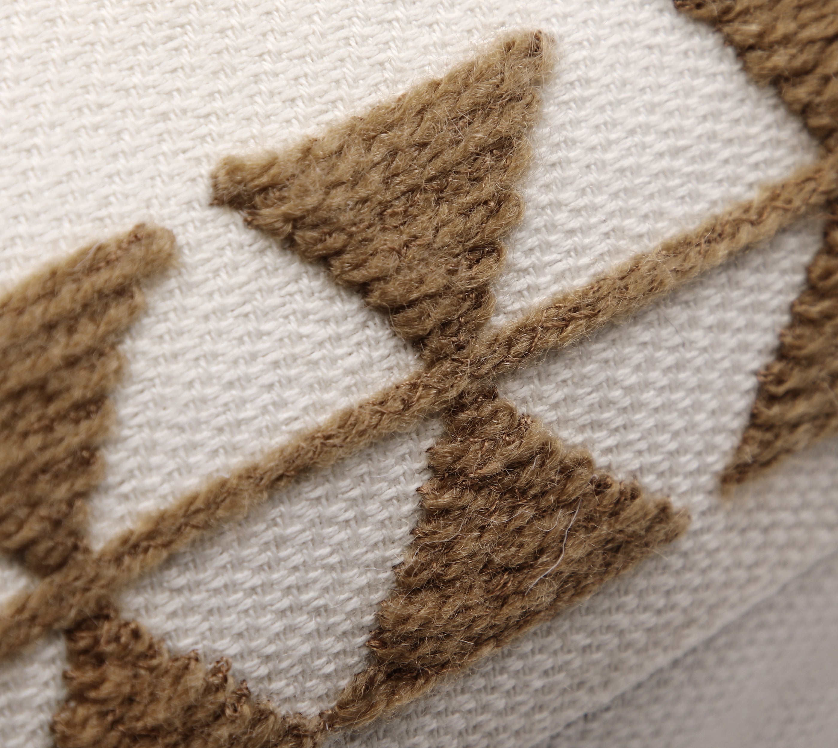 NAVAJO Off white Gold Cotton Cushion Cover