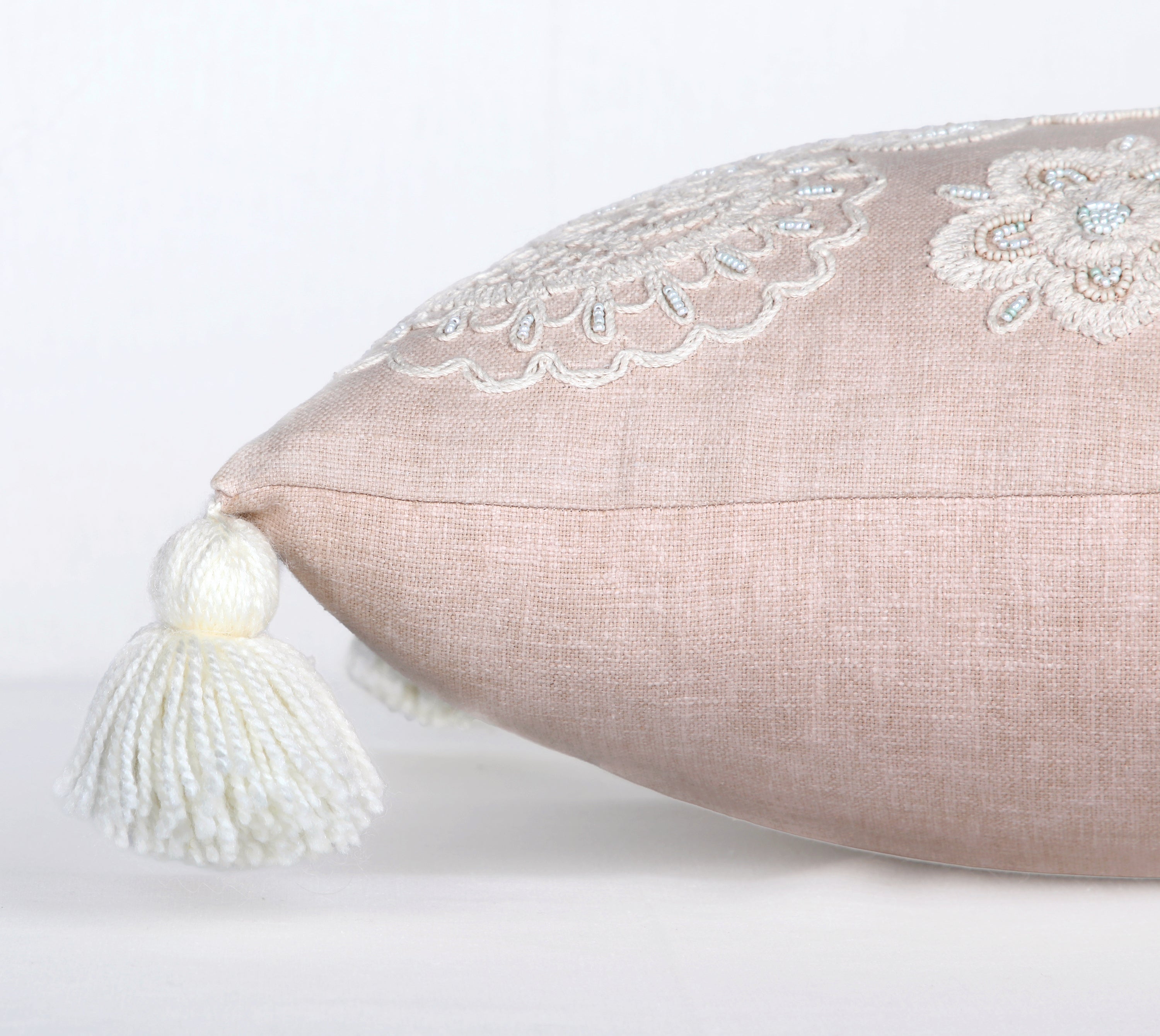 REGENT Peach Cotton Cushion Cover