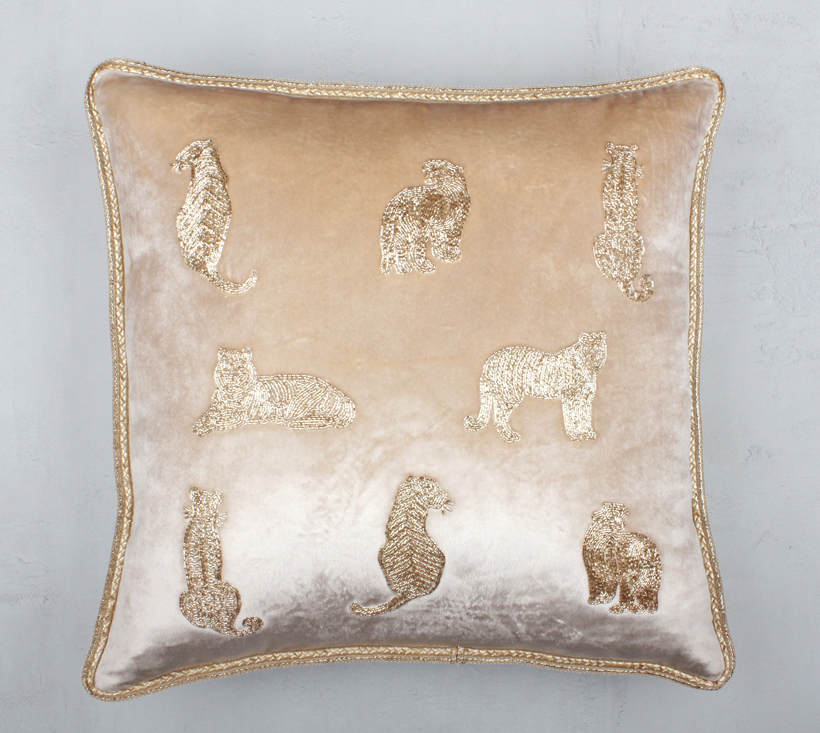 NARGIS Ecru Cream Cushion Cover