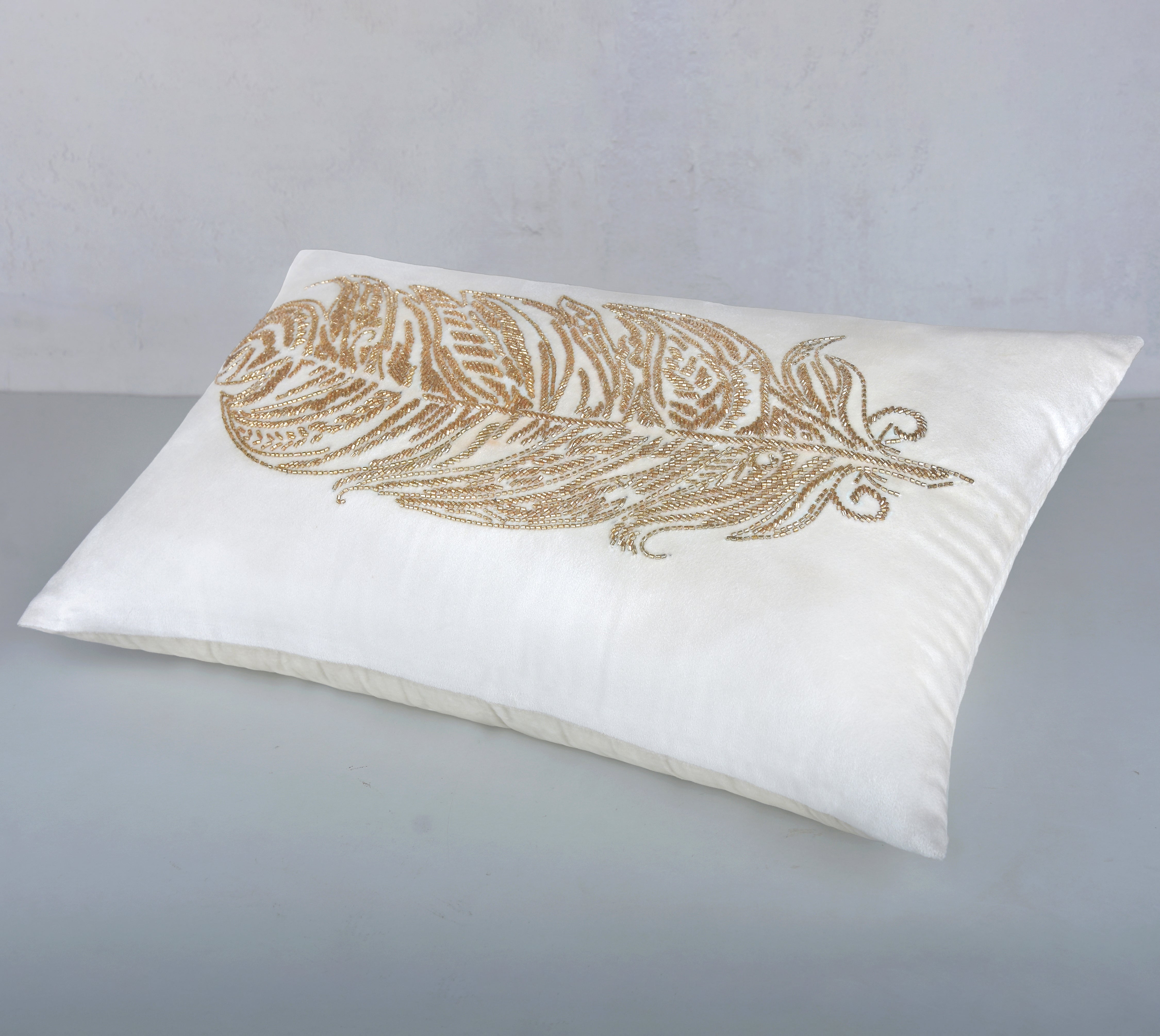 ORION Off white Velvet Cushion Cover