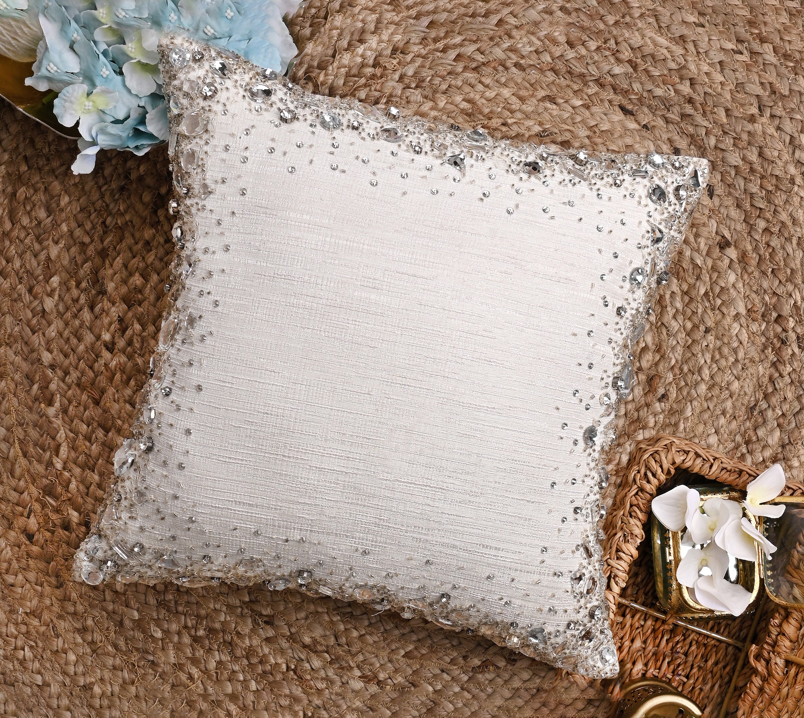 LUMIERE White Bling Cushion Cover