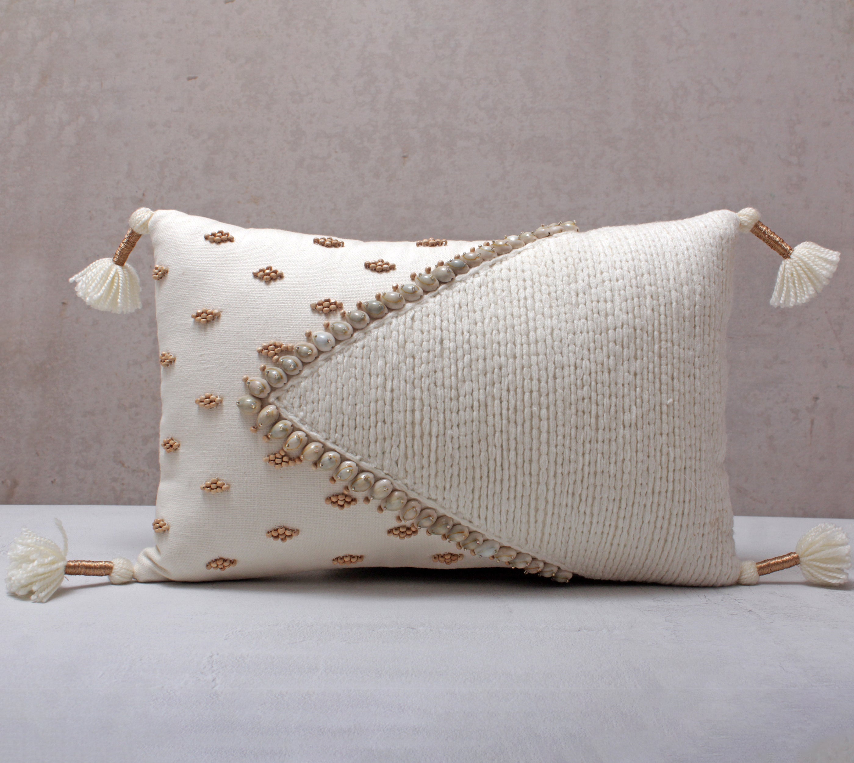 HAZEL Off-white Cotton Cushion Cover