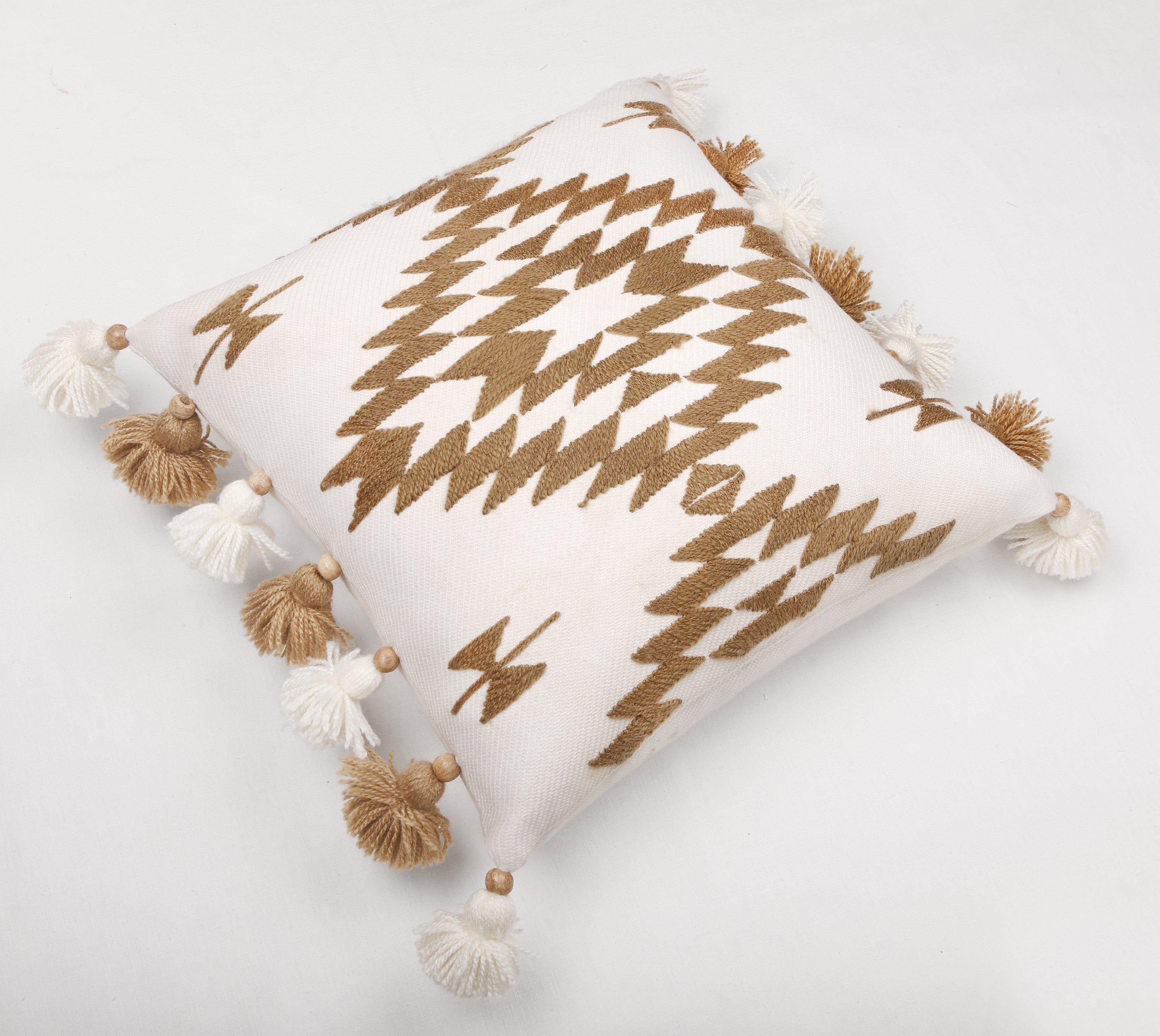 NAVAJO Off white Gold Cotton Cushion Cover