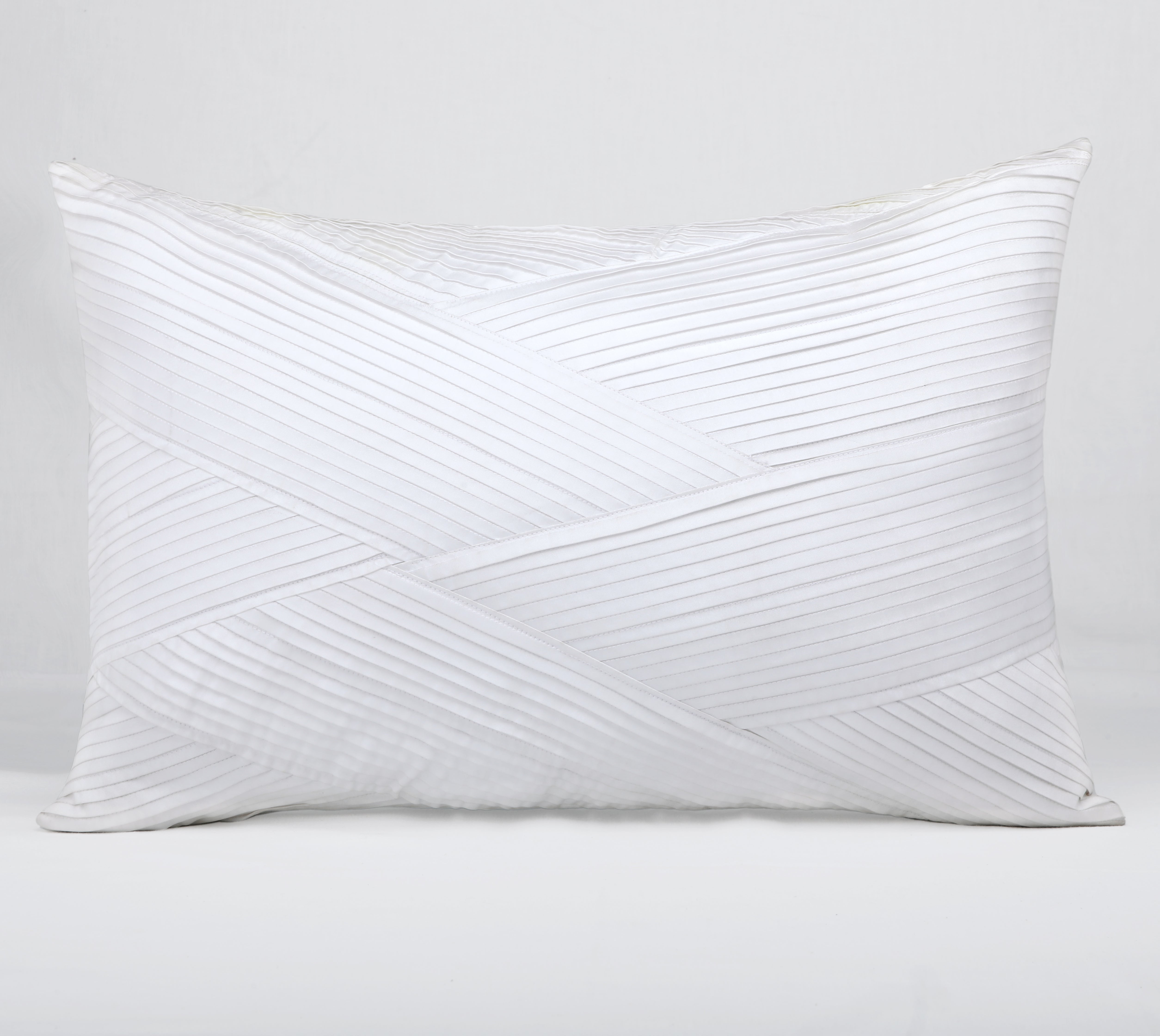 MELANGE White Pleated Cushion Cover