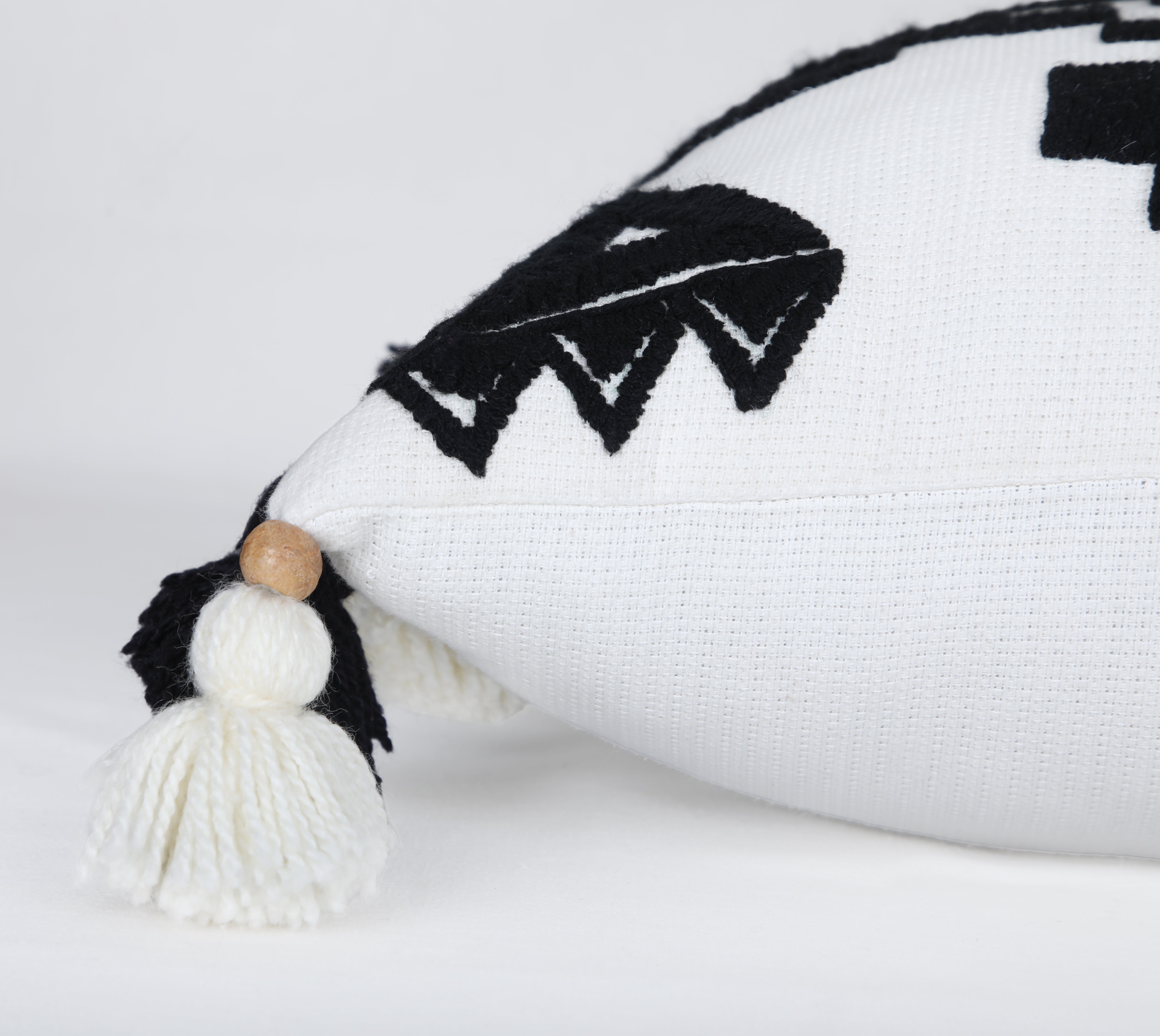 NAVAJO Off white Black Cotton Cushion Cover