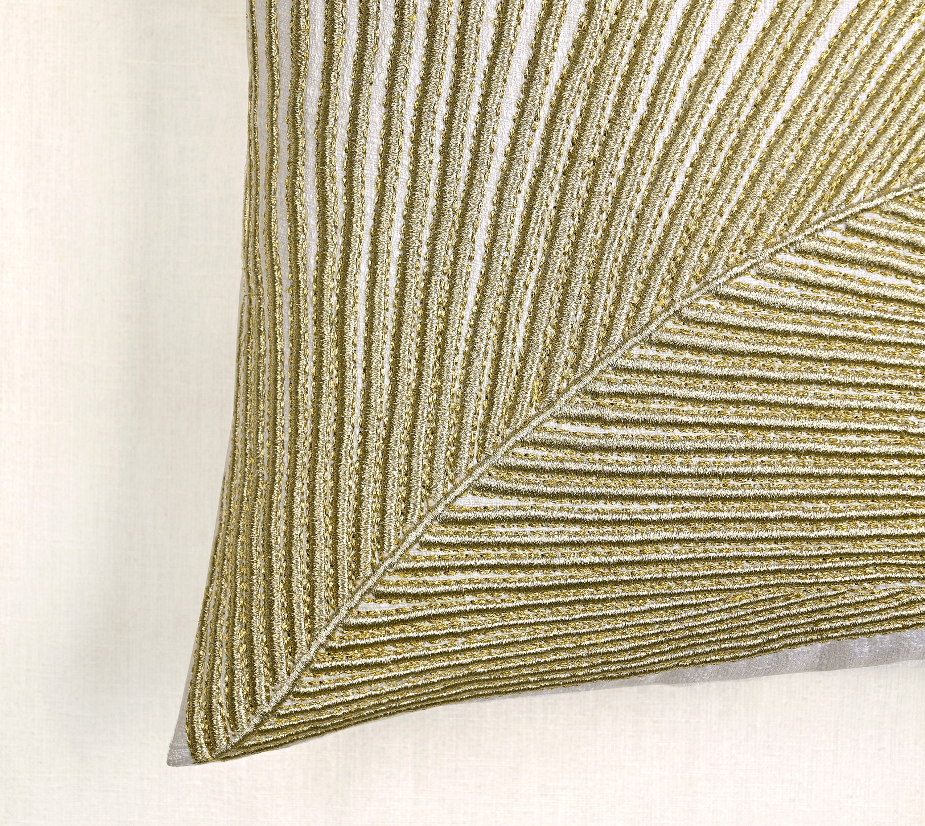LAUREL White Gold Cushion Cover