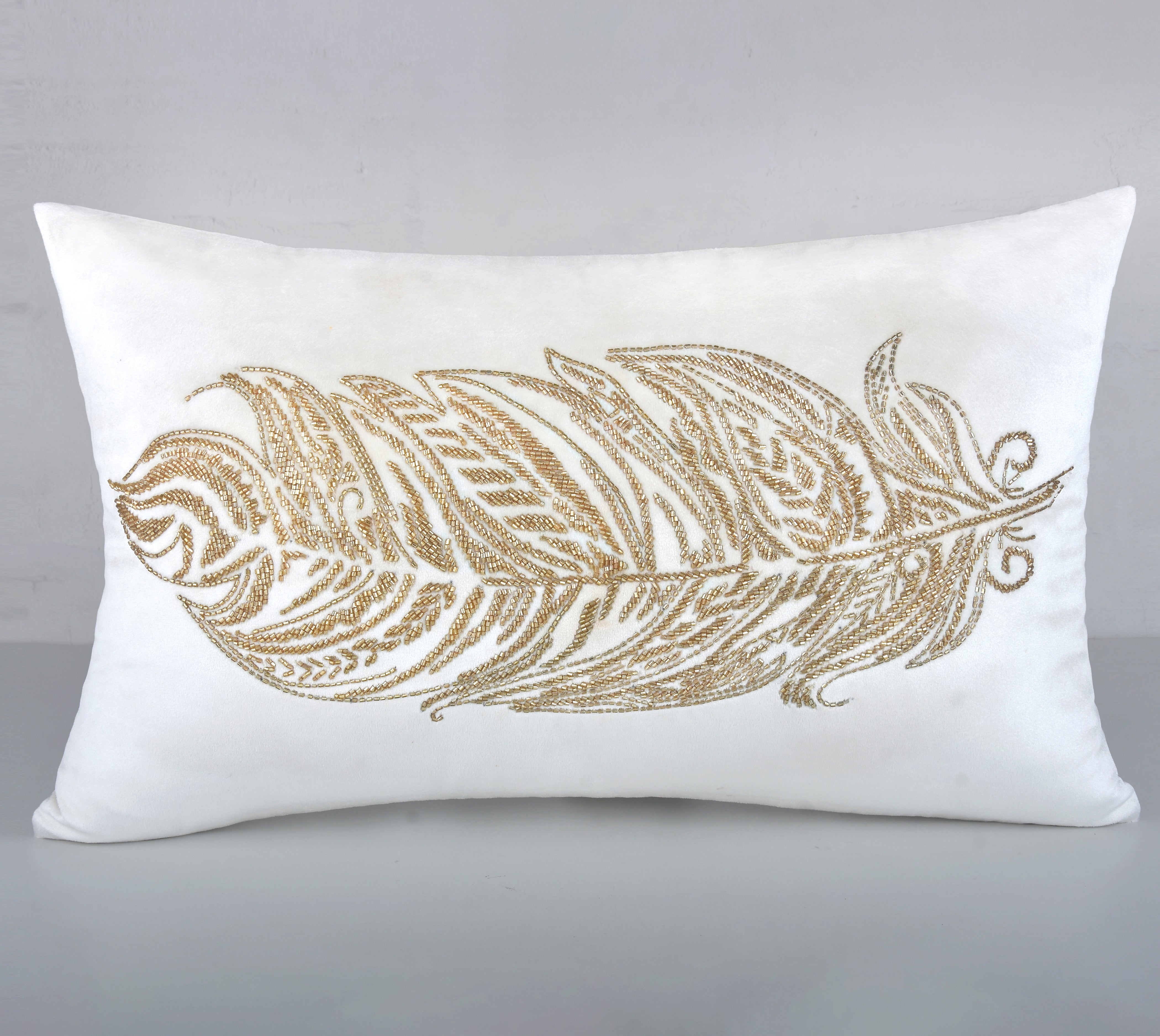 ORION Off white Velvet Cushion Cover